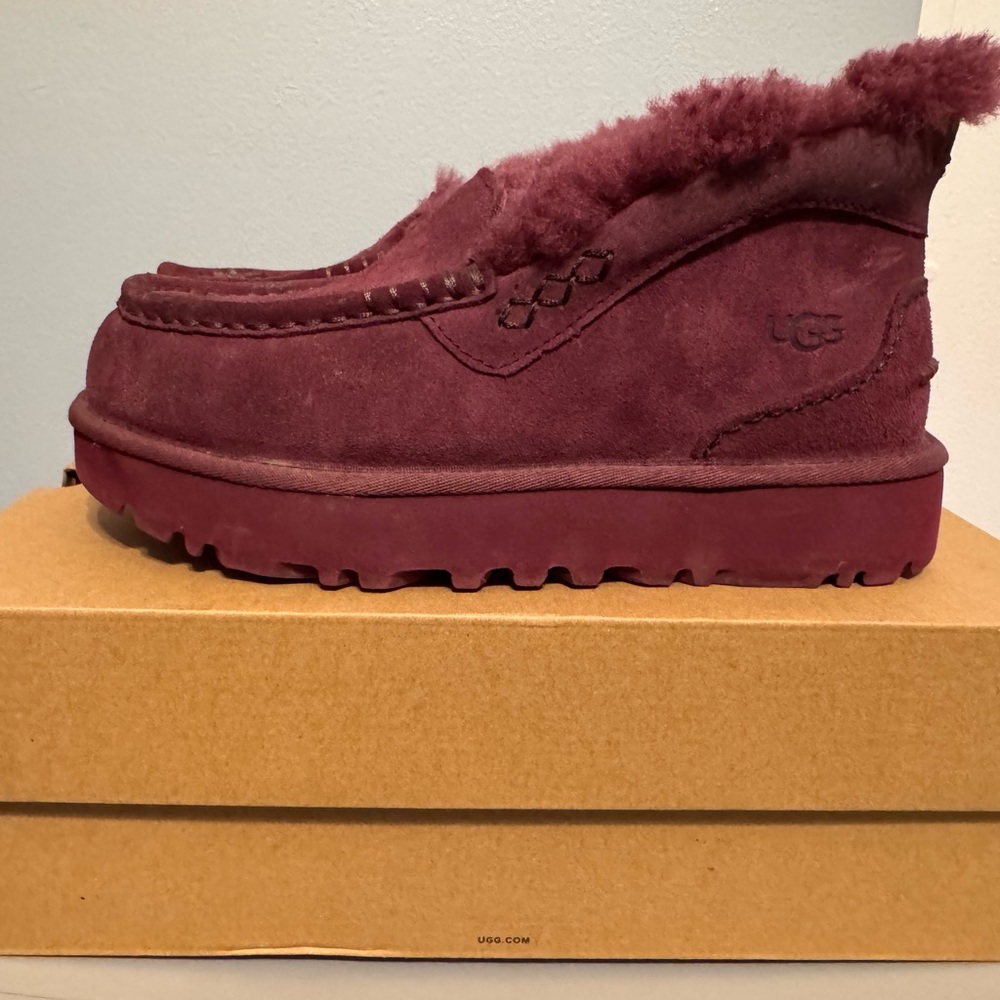 UGG Ansley Parc in Deep Burgundy